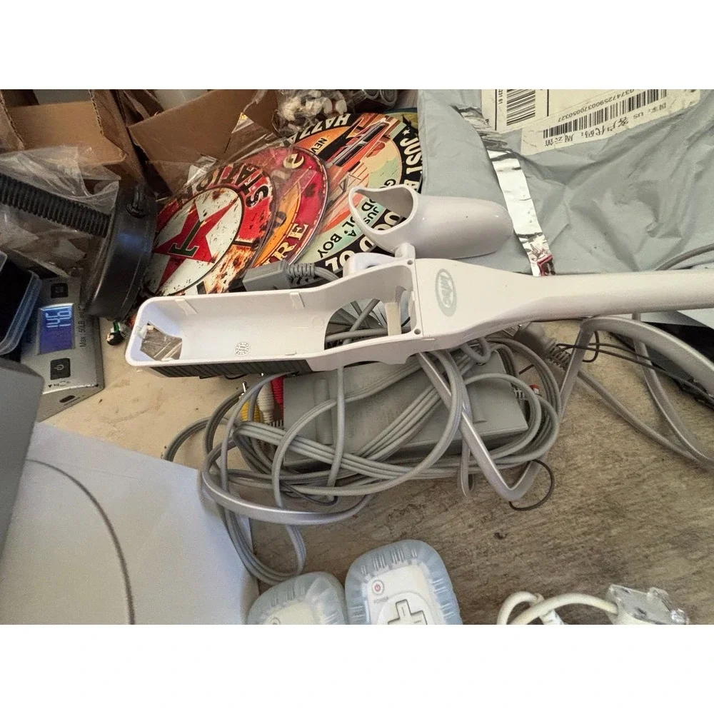 HUGE Nintendo Wii Bundle with Games and Accessories Wii sports smash 27 games